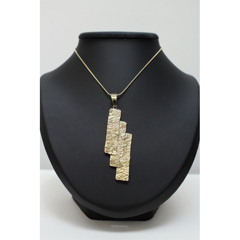 Collier et pendentif martelé en laiton