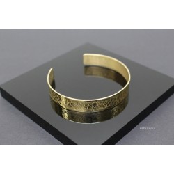 Bracelet jonc gravé  en laiton- 10mm -Diamètre 6 cm